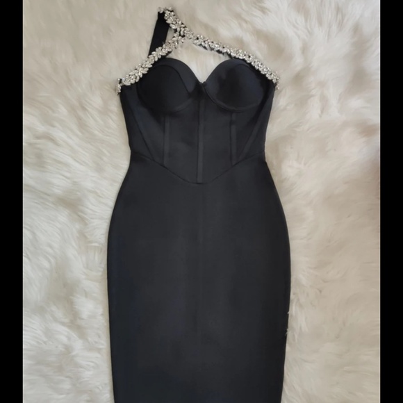 High Quality Black One-Shoulder Shiny Diamond Beaded Rayon Bandage Dress Elegant - Picture 1 of 6